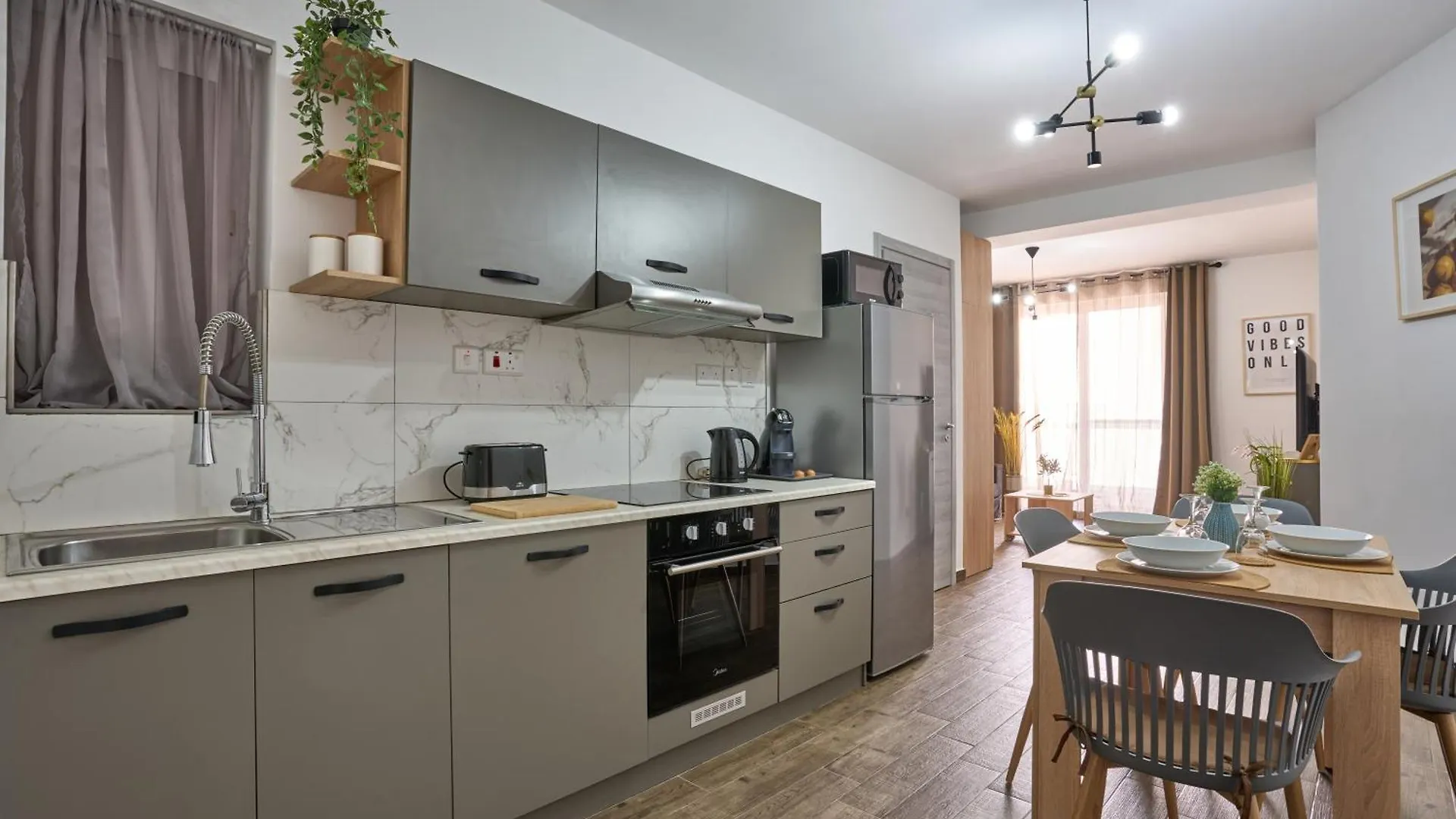 Private Apartment Minutes To Sliema Malta, 2 Ac'S, Netflix Gzira