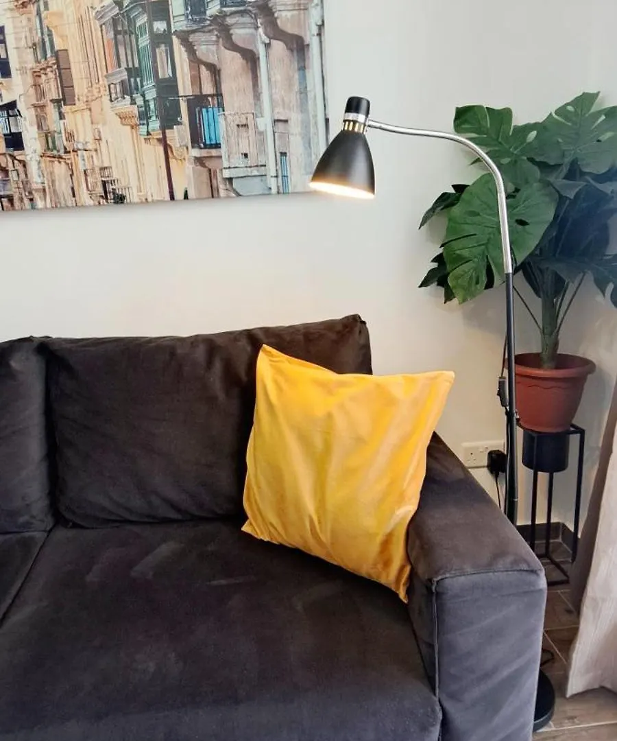 Private Apartment Minutes To Sliema Malta, 2 Ac'S, Netflix Gzira 0*,  Malta