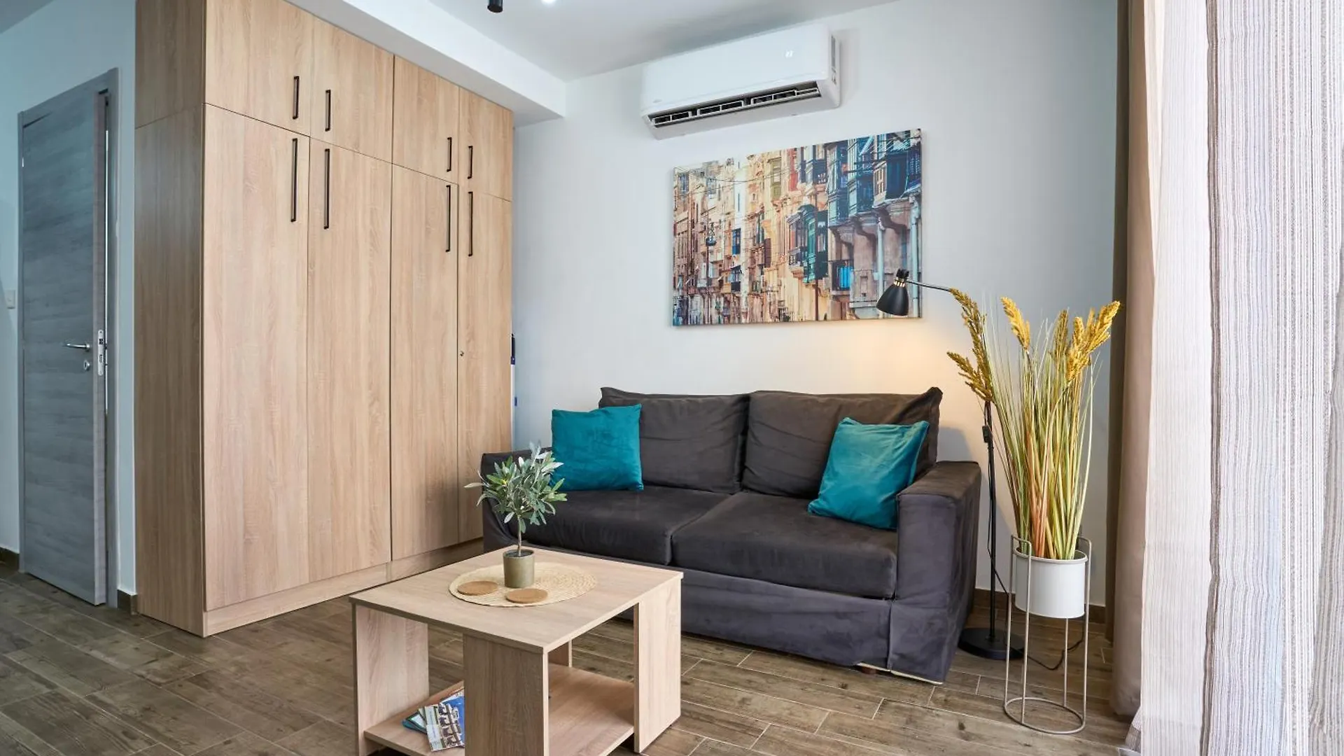Private Apartment Minutes To Sliema Malta, 2 Ac'S, Netflix Gzira 0*,