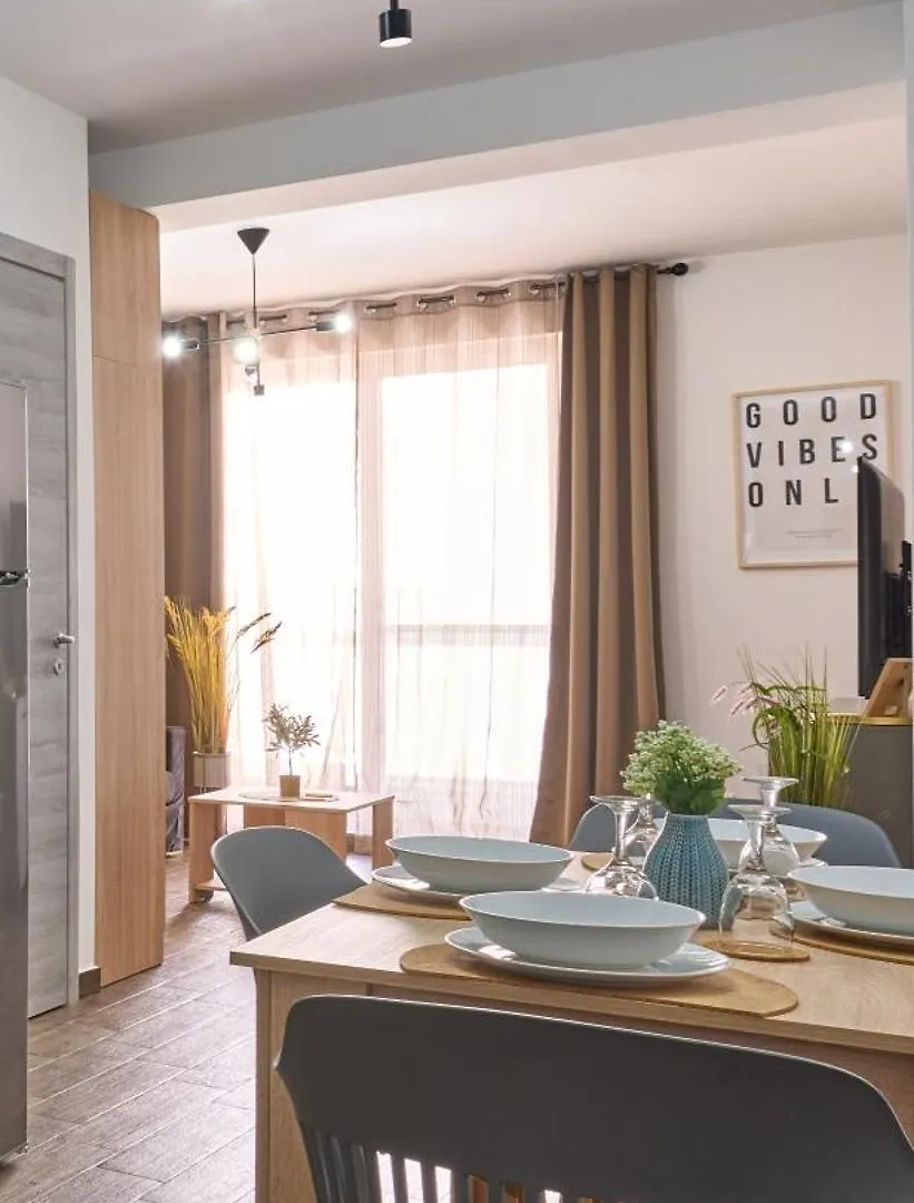 Private Apartment Minutes To Sliema Malta, 2 Ac'S, Netflix Gzira