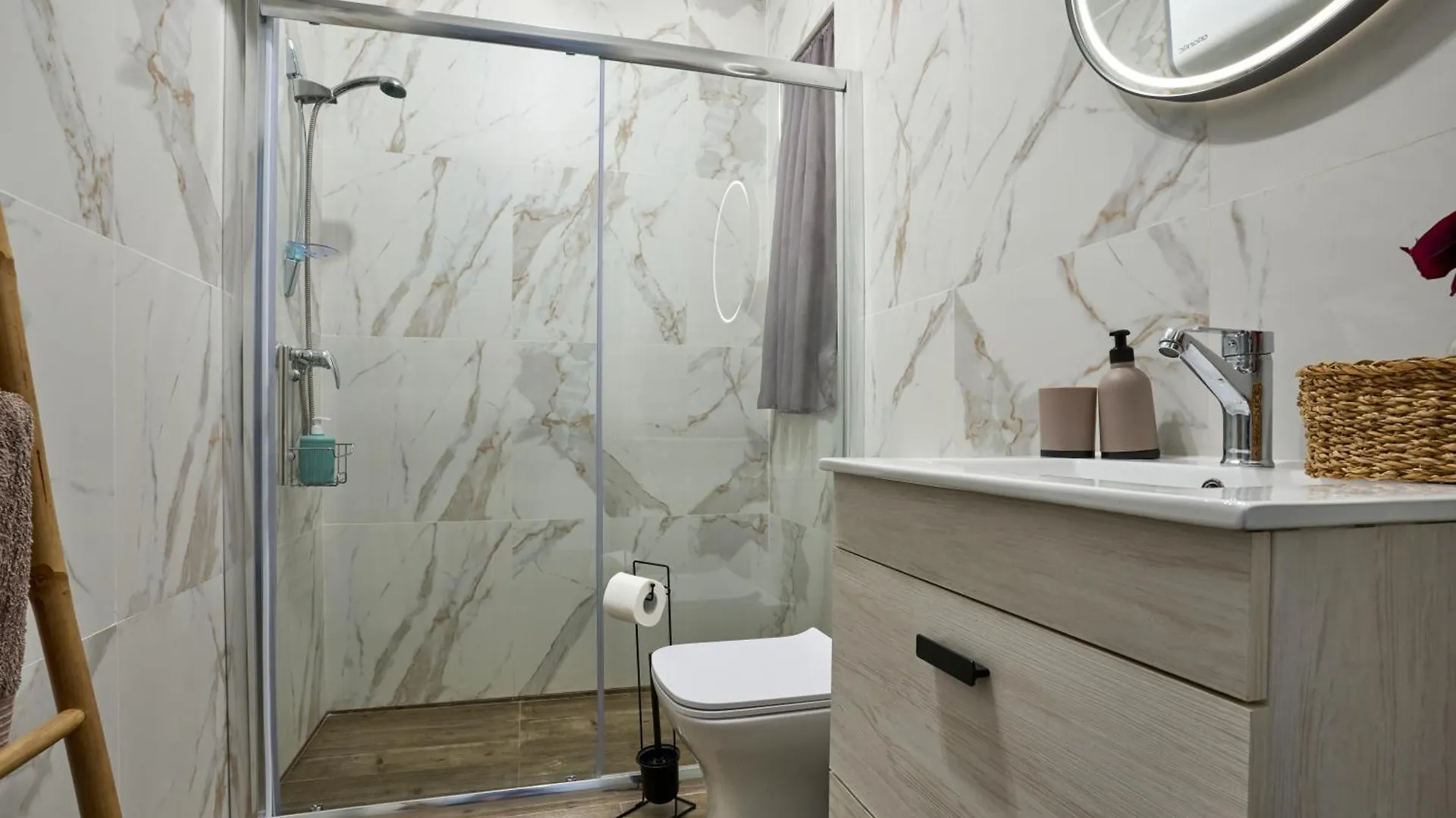 Private Apartment Minutes To Sliema Malta, 2 Ac'S, Netflix Gzira 0*,  Malta